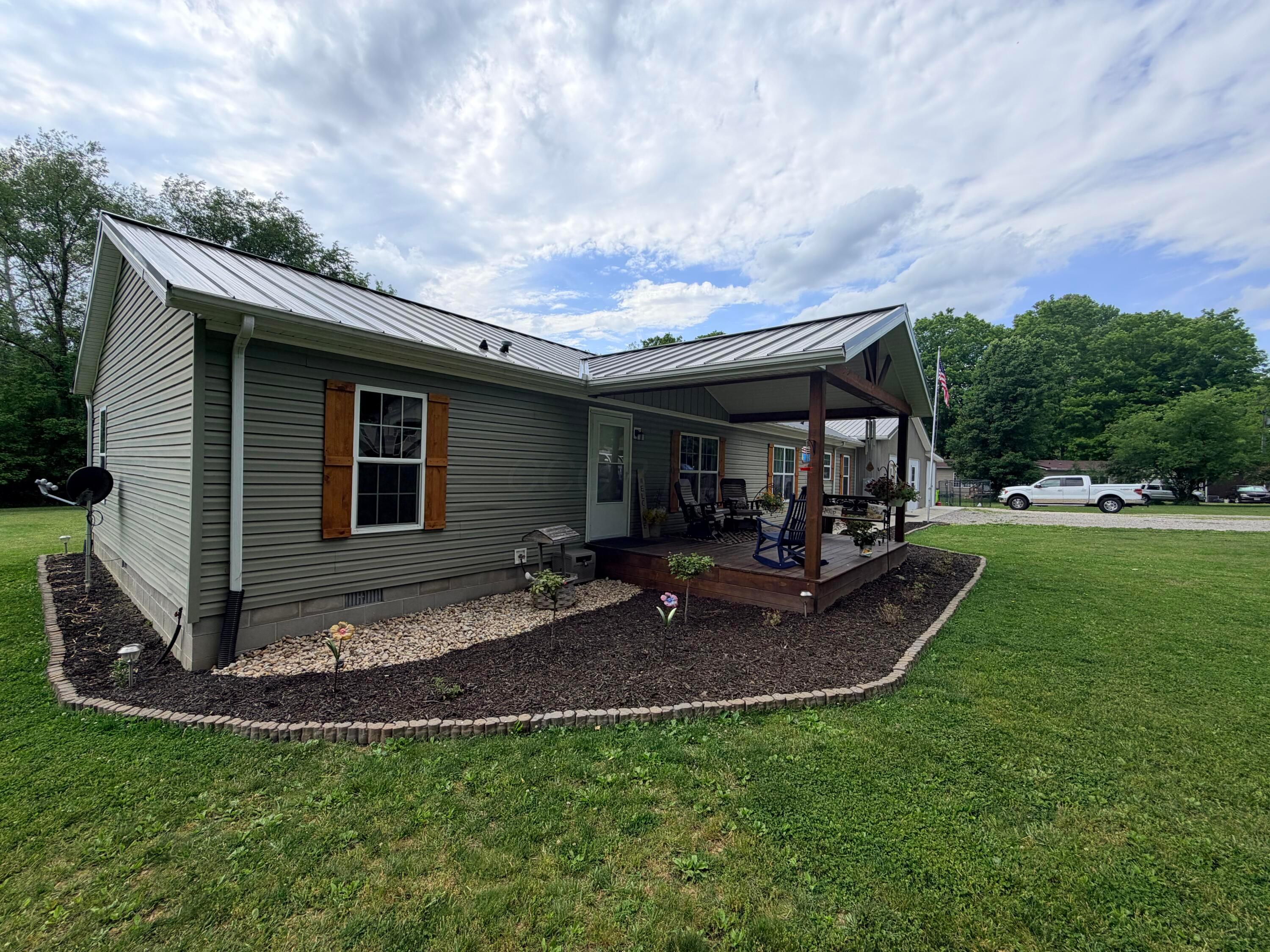 1149 Poes Run Road Londonderry, OH 45647 - Photo 5 of 47