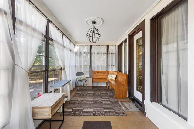 $285,000 | 302 West Main Street, Honey Grove, TX 75446