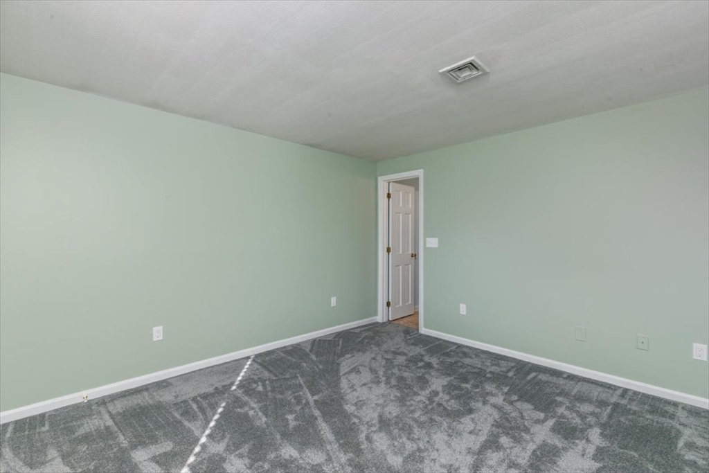 47 Stacey Circle, Unit 47 Windham, NH 03087 - Photo 15 of 42 Gallery Image 15