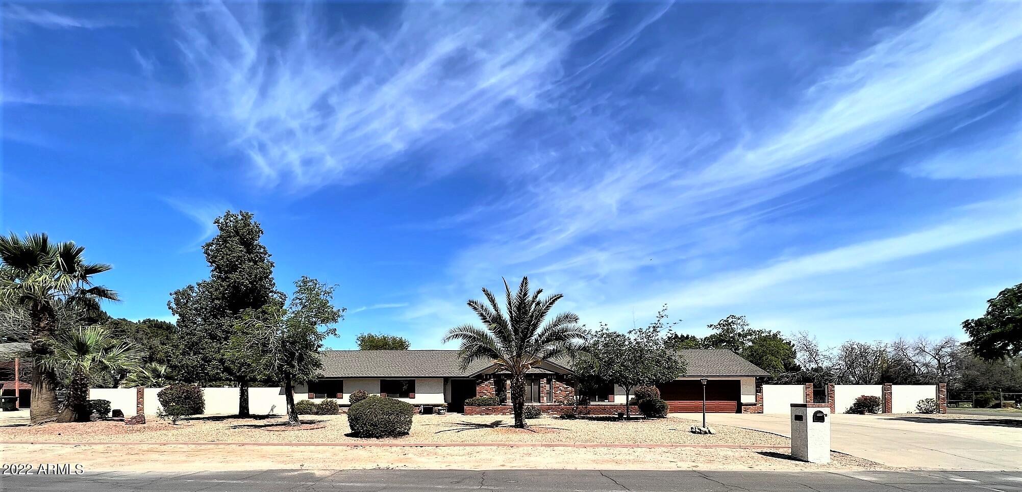 16502 West Magnolia Street Goodyear, AZ 85338 - Photo 1 of 59 a view of a terrace