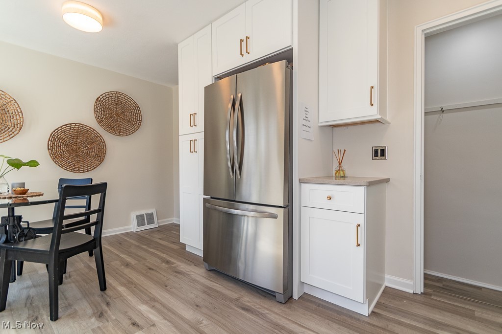 5128 Bridgewater Road Cleveland, OH 44124 - Photo 14 of 36