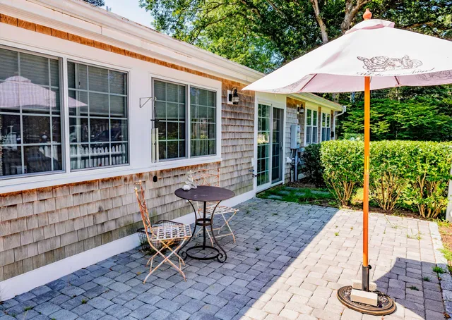 $588,000 | 16 2nd Avenue, Unit 5A, Osterville, MA 02655