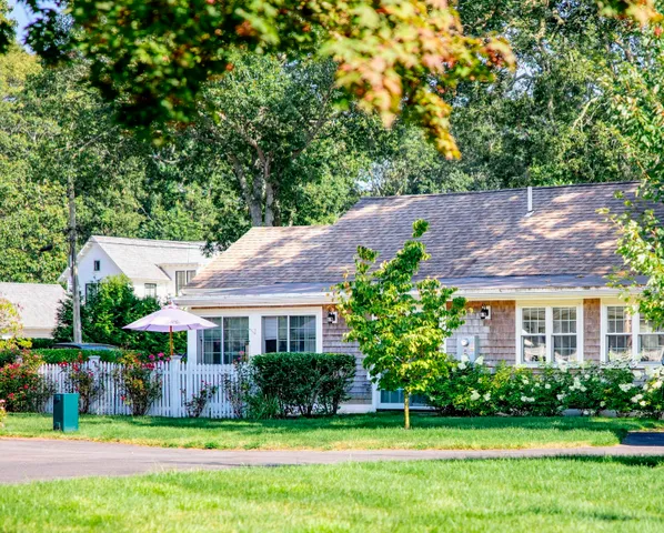 $588,000 | 16 2nd Avenue, Unit 5A, Osterville, MA 02655