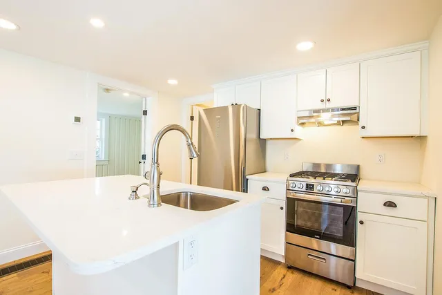 $588,000 | 16 2nd Avenue, Unit 5A, Osterville, MA 02655