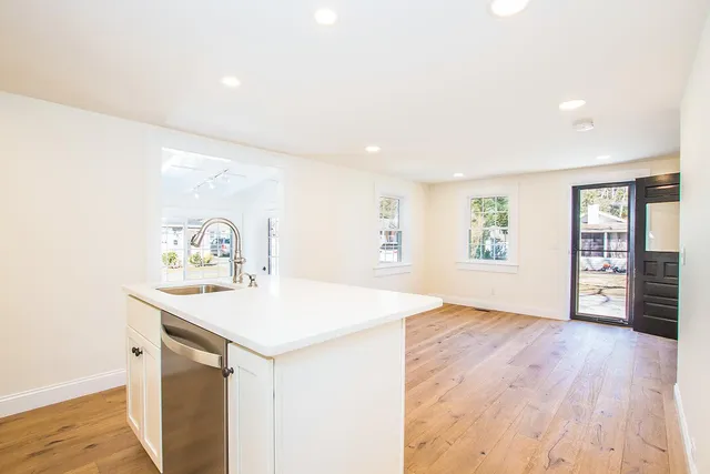 $588,000 | 16 2nd Avenue, Unit 5A, Osterville, MA 02655