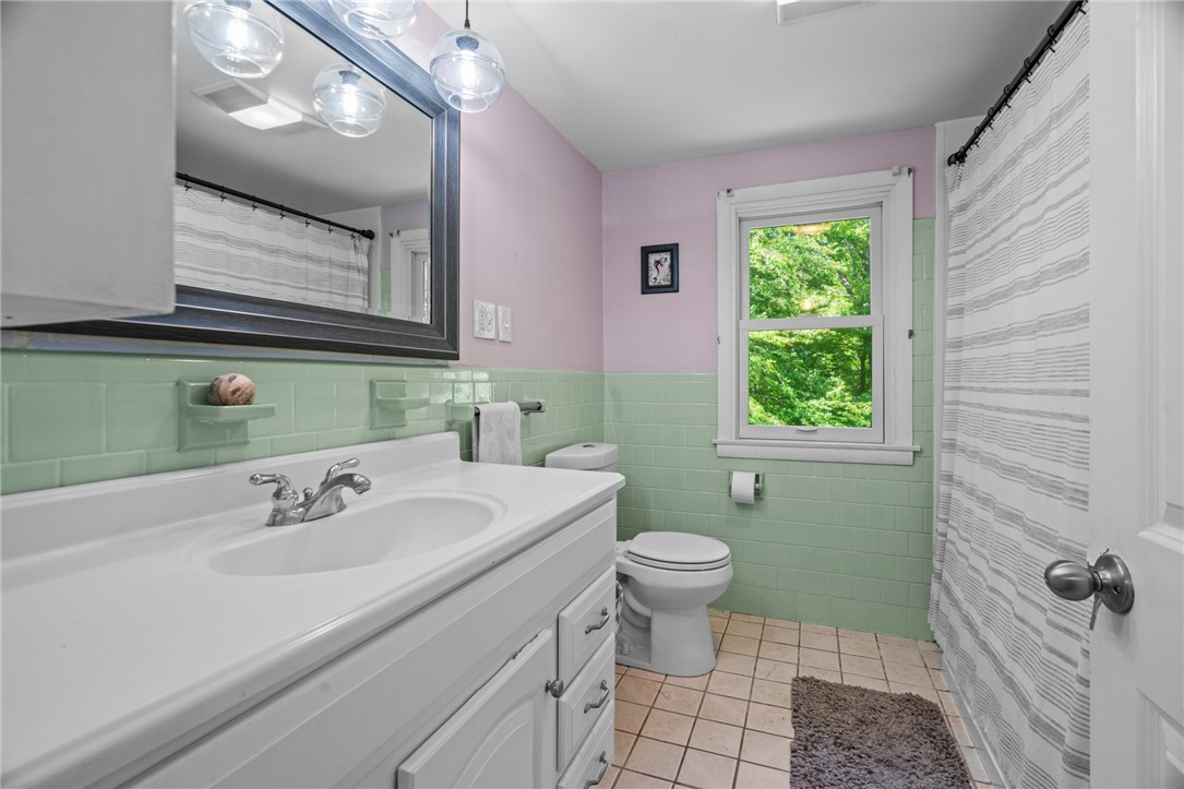 140 Brookhaven Road North Kingstown, RI 02852 - Photo 15 of 36 Gallery Image 15