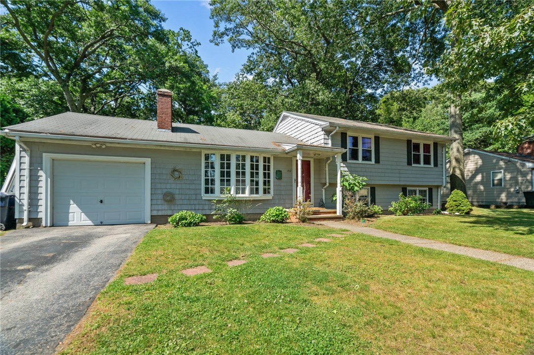140 Brookhaven Road North Kingstown, RI 02852 - Photo 3 of 36 Gallery Image 3