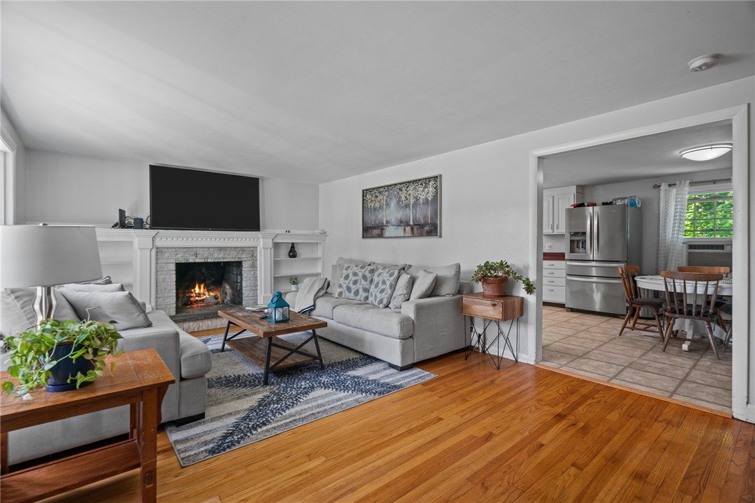 140 Brookhaven Road North Kingstown, RI 02852 - Photo 6 of 36 Gallery Image 6