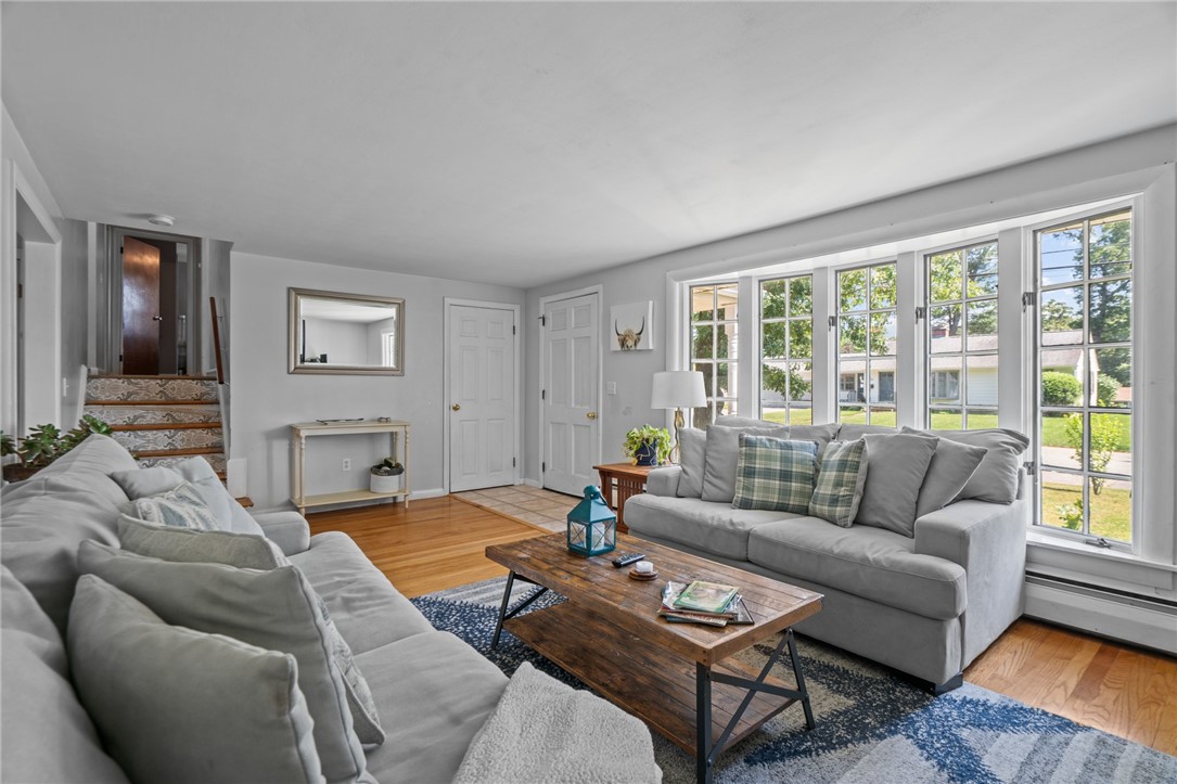 140 Brookhaven Road North Kingstown, RI 02852 - Photo 7 of 36 Gallery Image 7