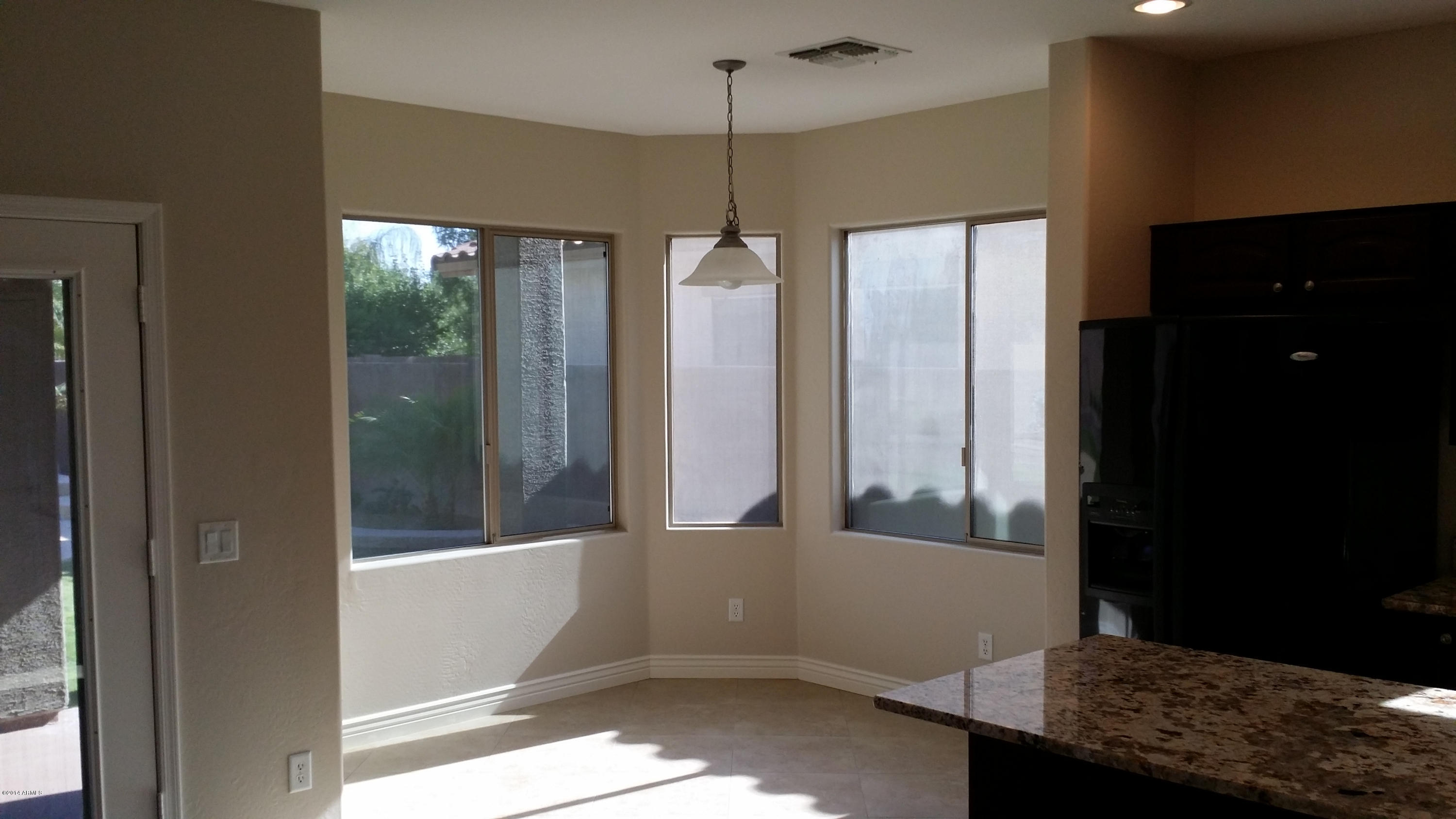 4625 East Murrieta Road Gilbert, AZ 85297 - Photo 16 of 83 Large Eat-In-Kitchen