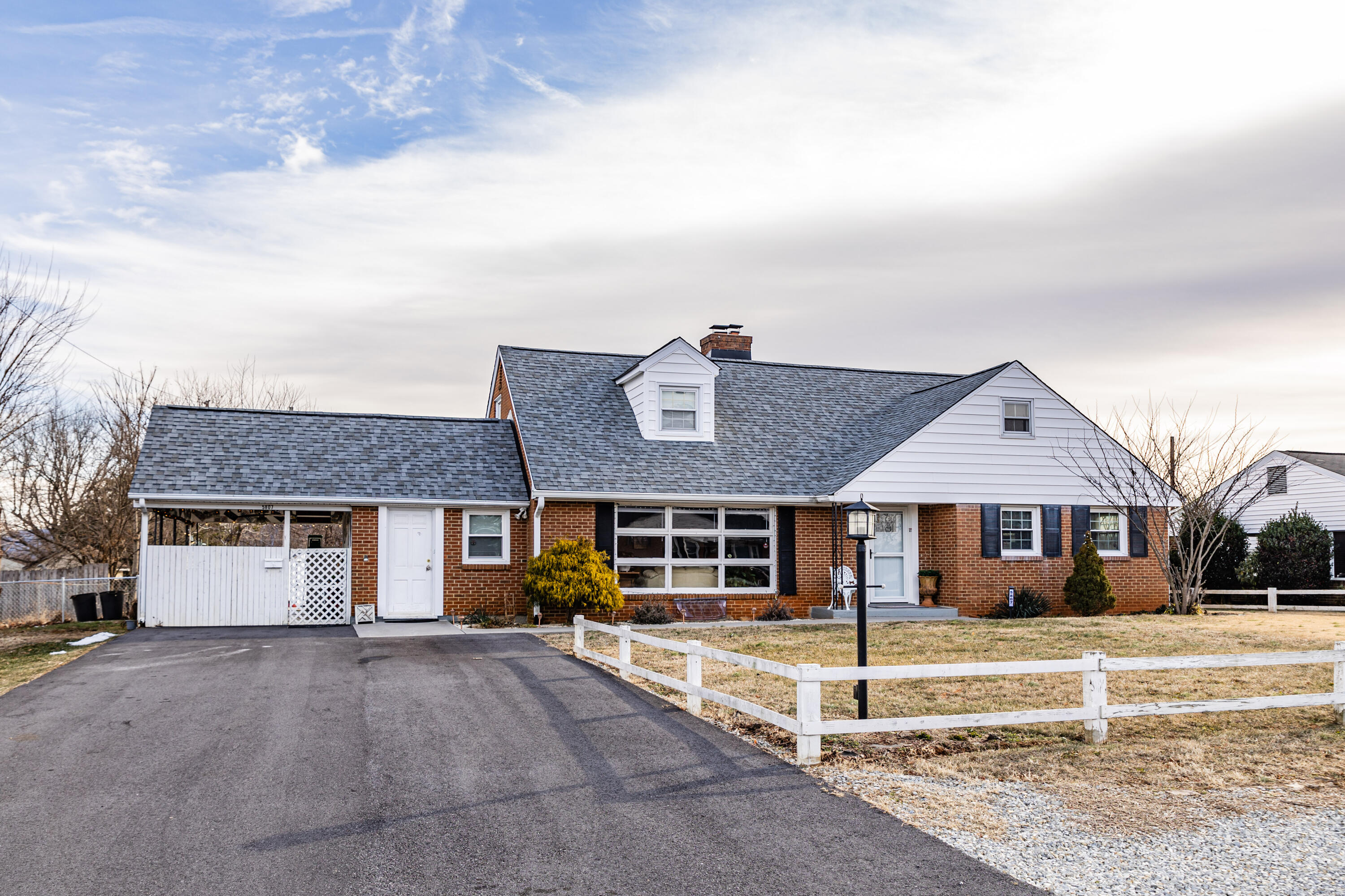 5807 Malvern Road Roanoke, VA 24012 - Photo 1 of 28 5807 Malvern Rd