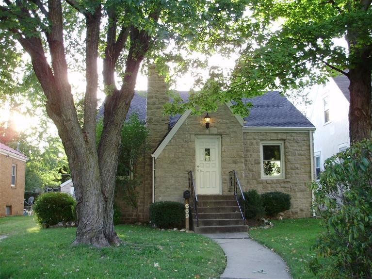 669 South Kickapoo Avenue Springfield, MO 65804 - Photo 1 of 1 Primary Photo