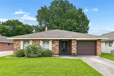 $319,000 | 1205 Giuffrias Avenue, Metairie, LA 70001