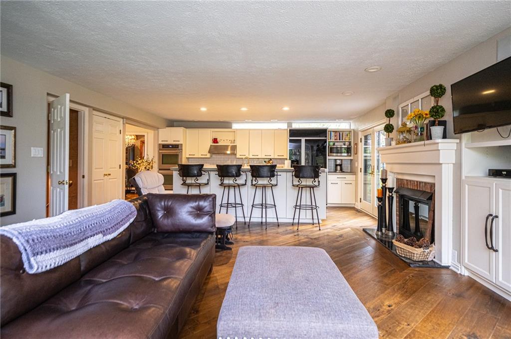 OPEN CONCEPT FIRST FLOOR