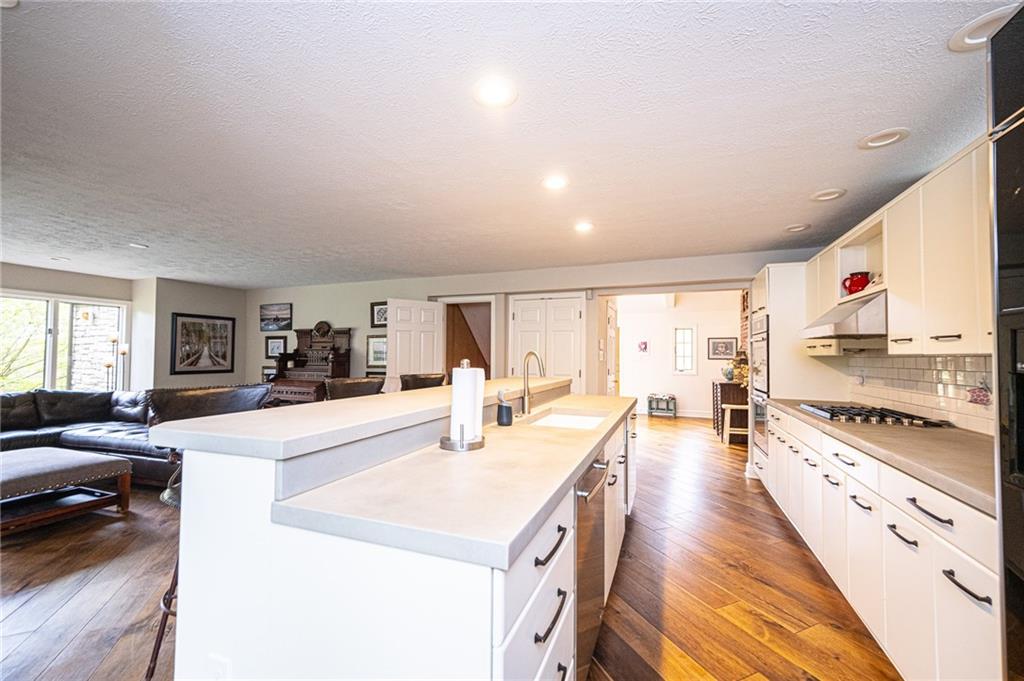 2279 Ferguson Road Allison Park, PA 15101 - Photo 8 of 25 Gallery Image 8