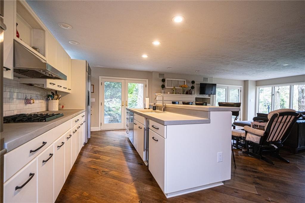 2279 Ferguson Road Allison Park, PA 15101 - Photo 10 of 25 Gallery Image 10