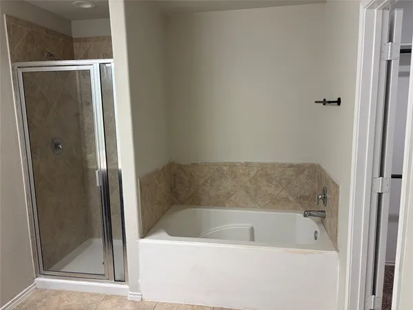 $2,200 | 24307 Hampton Terrace Lane, Spring, TX 77389