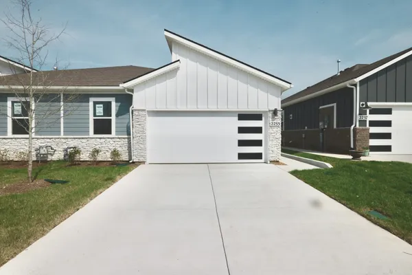 $329,990 | 2201 Holmesburg Private Circle, Gallatin, TN 37066