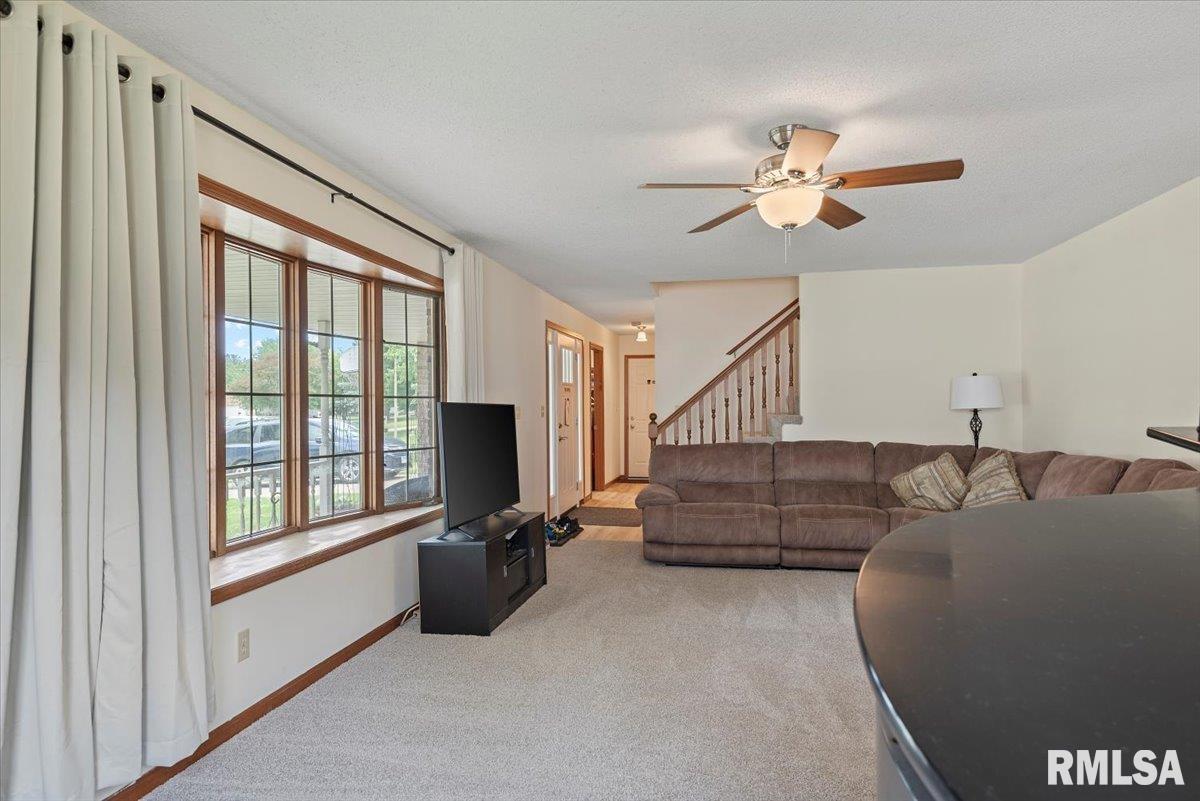 5309 Collins Way Springfield, IL 62703 - Photo 5 of 26