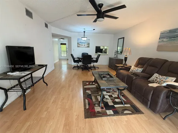 $139,900 | 4960 East Sabal Palm Boulevard, Unit 308, Tamarac, FL 33319