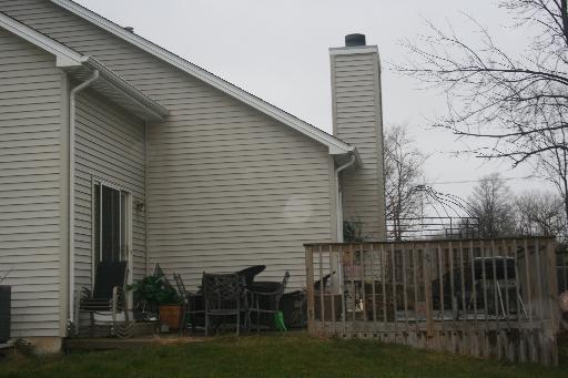 909 North Kenosha Road Winthrop Harbor, IL 60099 - Photo 3 of 5