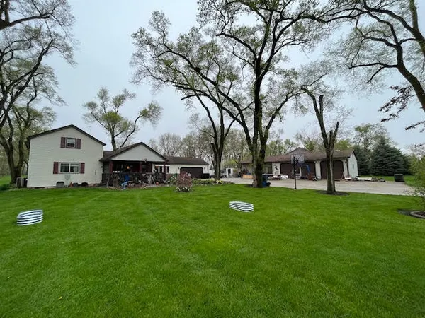 $2,500,000 | 4800 128th Avenue, Paris, WI 53144