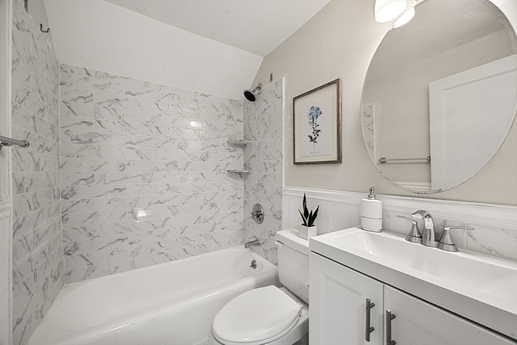 7 Bow Street, Unit 7 Arlington, MA 02474 - Photo 12 of 18