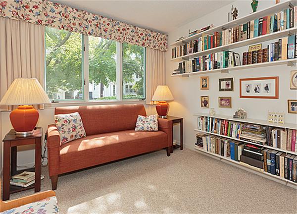 62 Emerson Road Watertown, MA 02472 - Photo 8 of 20 Gallery Image 8