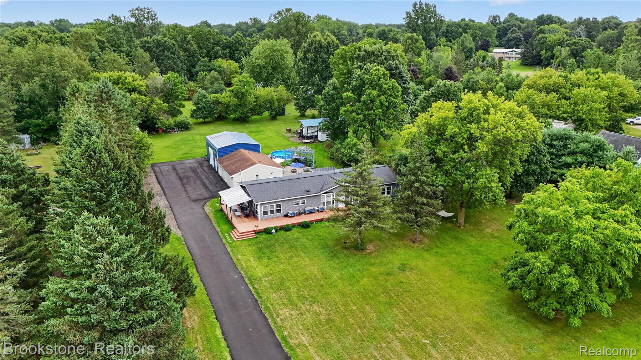11935 South Beardslee Road Perry, MI 48872 - Photo 2 of 66 02-11935-Beardslee-Rd-WindowStill-Photography.jpg