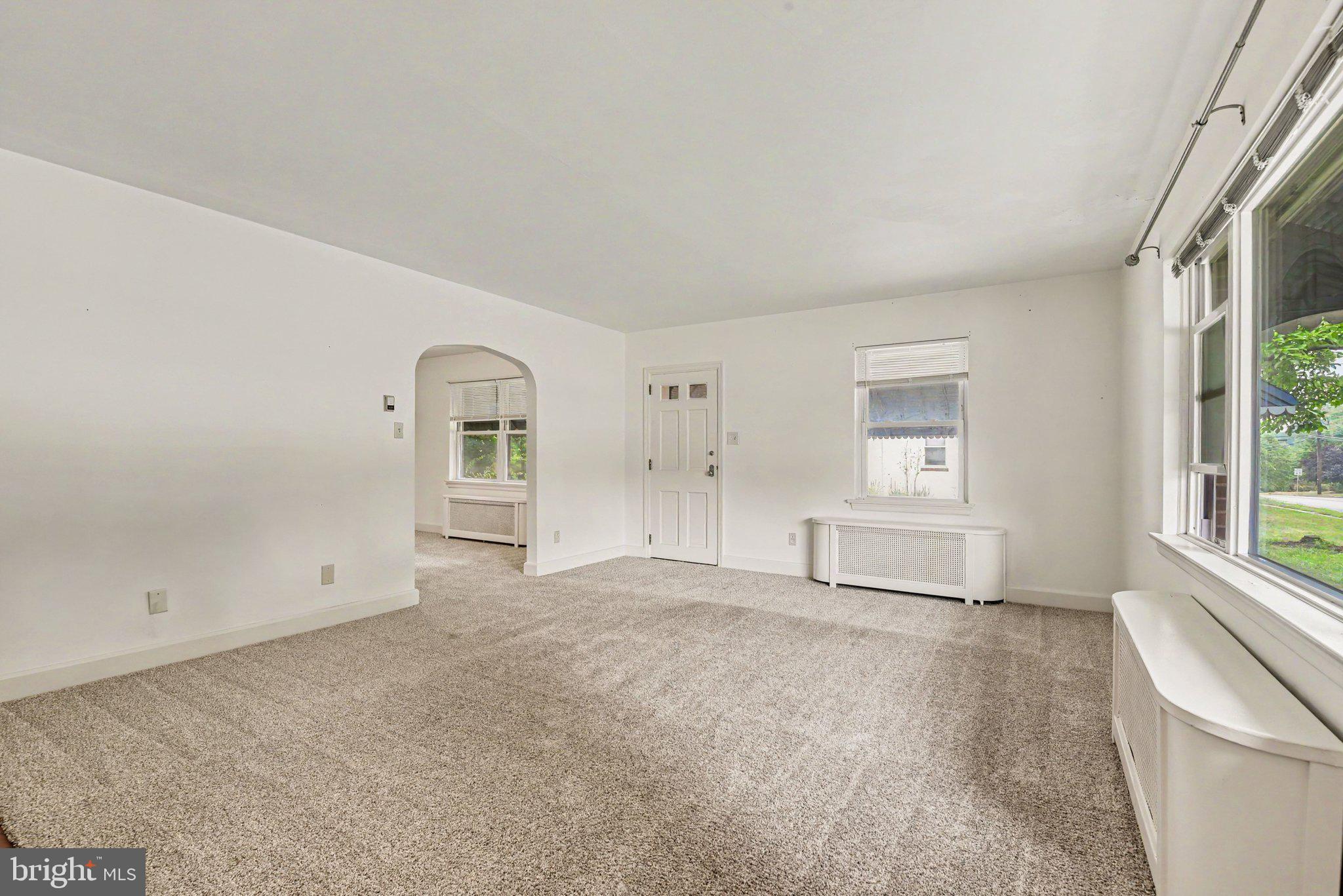 125 West Governor Road Hershey, PA 17033 - Photo 5 of 28