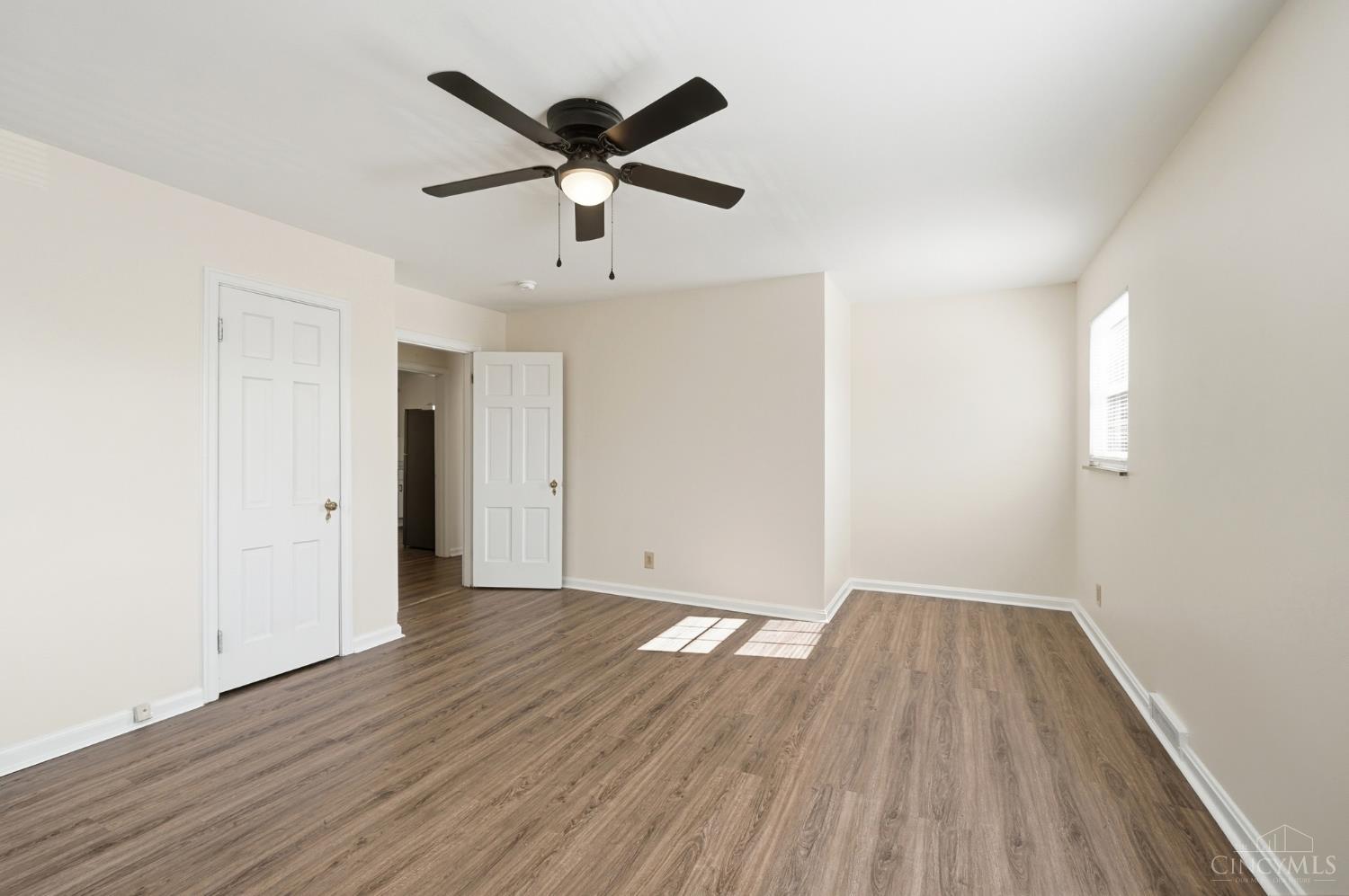5214 Sidney Road Cincinnati, OH 45238 - Photo 24 of 39