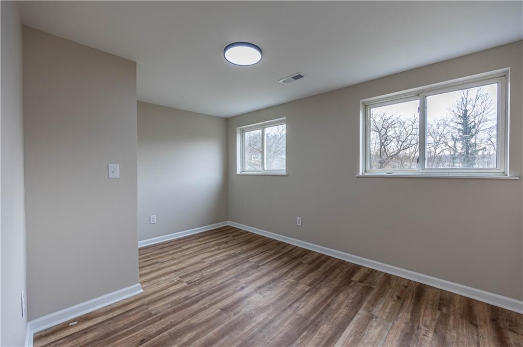 106 Blythe Road Morgan, PA 15064 - Photo 15 of 17