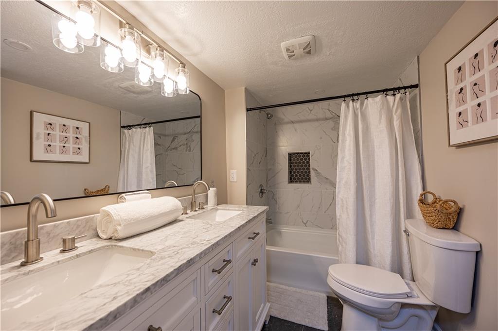 106 Blythe Road Morgan, PA 15064 - Photo 7 of 17