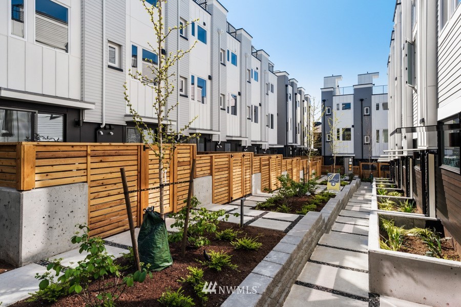 1105 14th Avenue, Unit B Seattle, WA 98122 - Photo 27 of 30