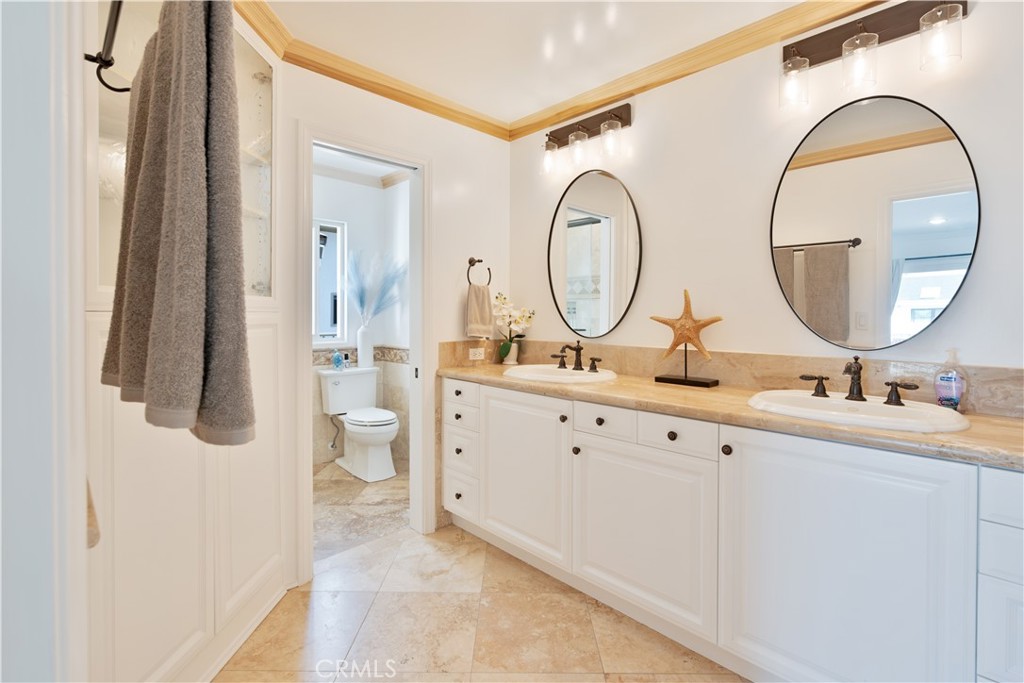 2355 Peninsula Road Oxnard, CA 93035 - Photo 17 of 49 Gallery Image 17