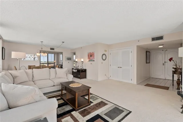 $526,000 | 3100 North Hwy A1A, Unit 506, Hutchinson Island, FL 34949