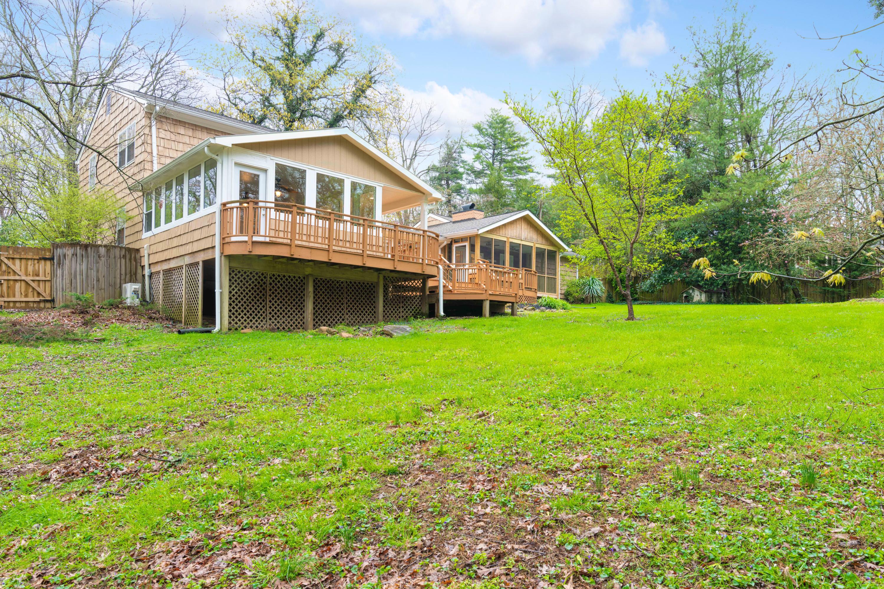 115 Grayson Road Signal Mountain, TN 37377 - Photo 50 of 51 D85_8906