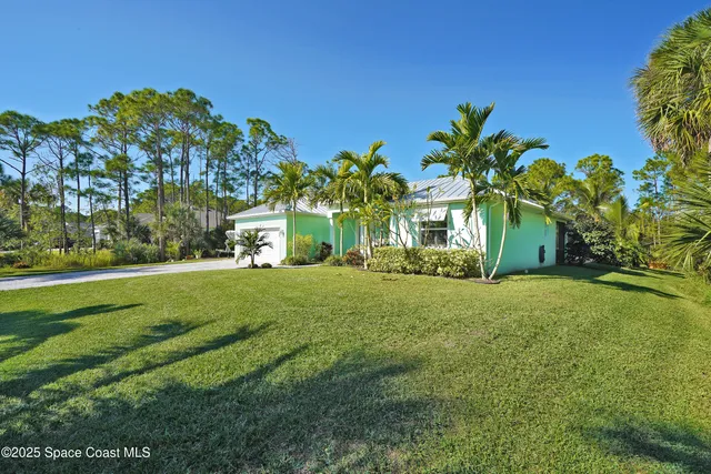 a view of outdoor space