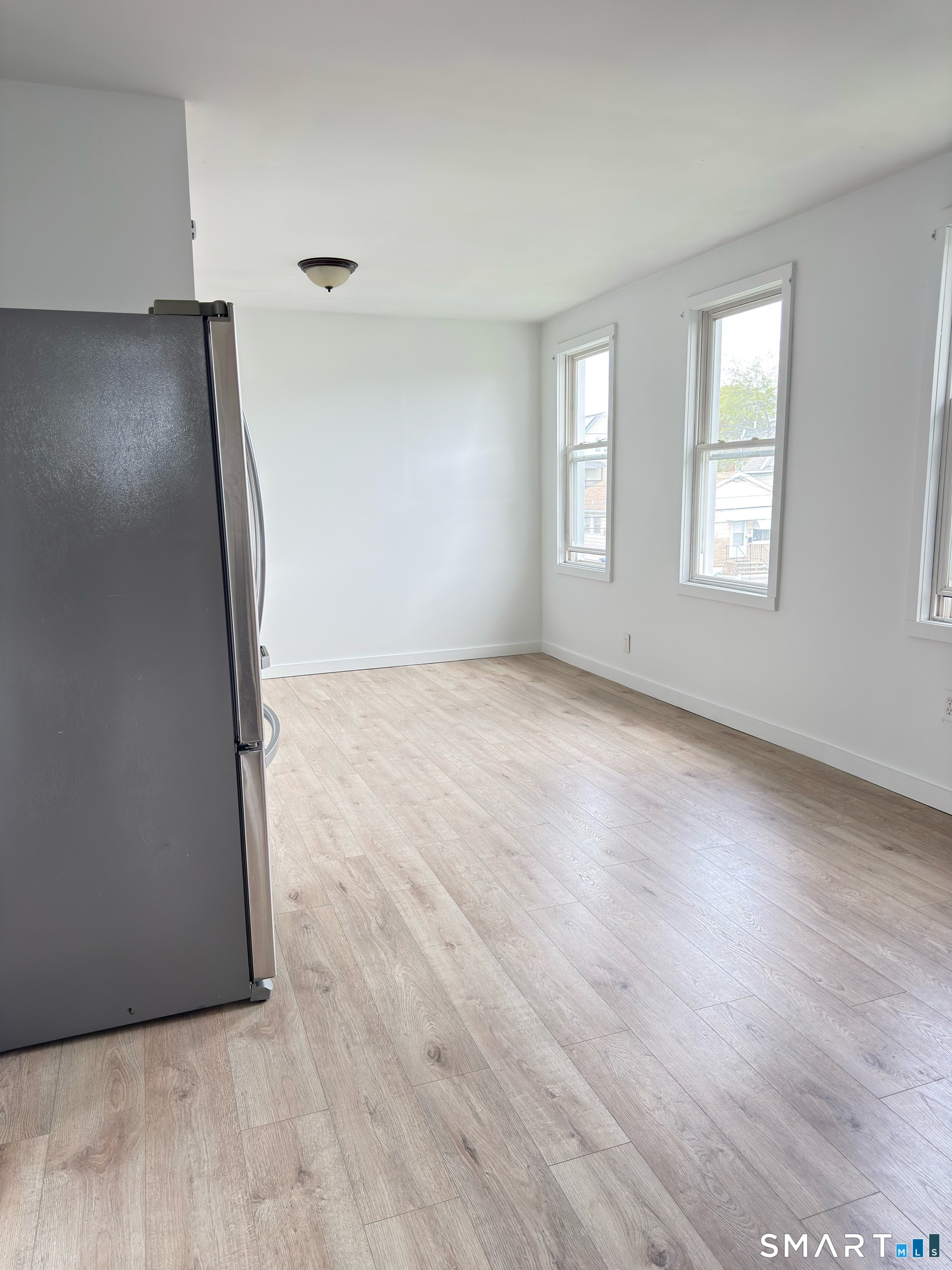 10 Beatrice Street, Unit 2 Bridgeport, CT 06607 - Photo 3 of 7