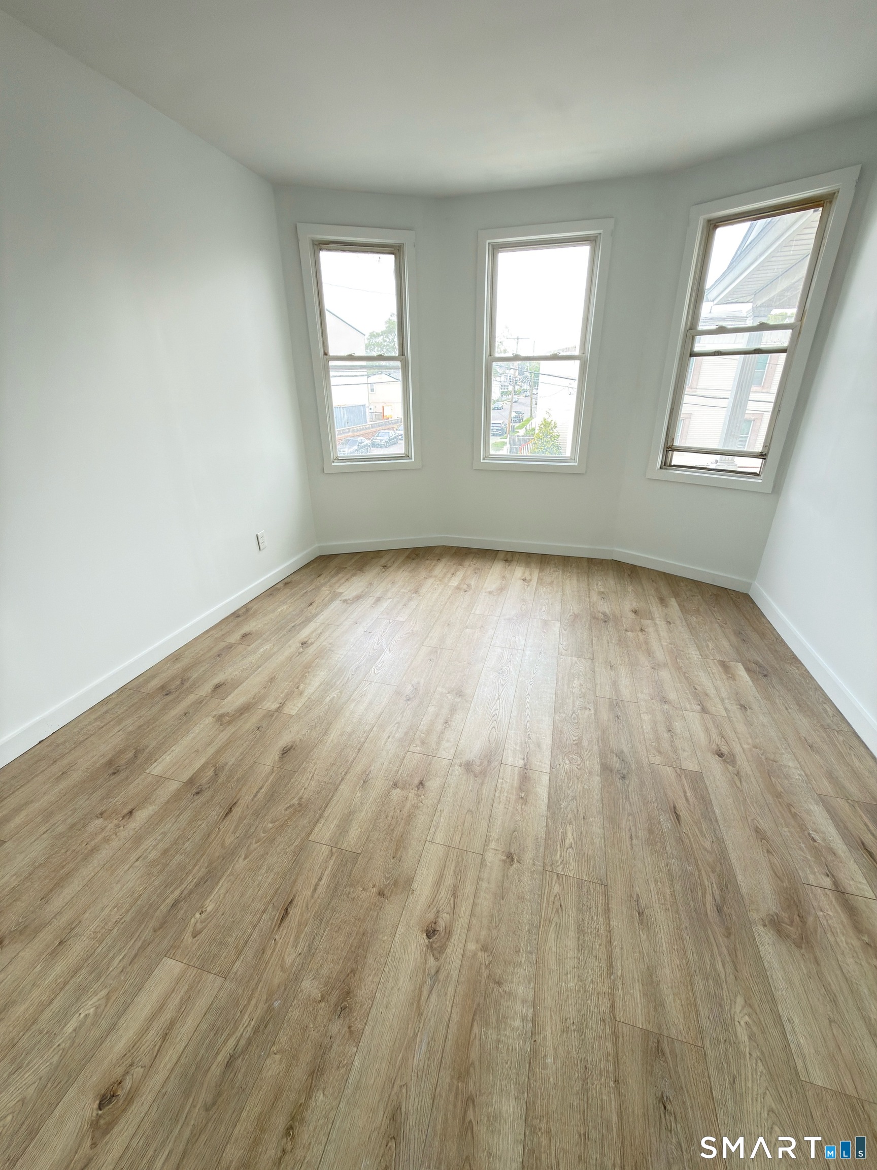 10 Beatrice Street, Unit 2 Bridgeport, CT 06607 - Photo 5 of 7