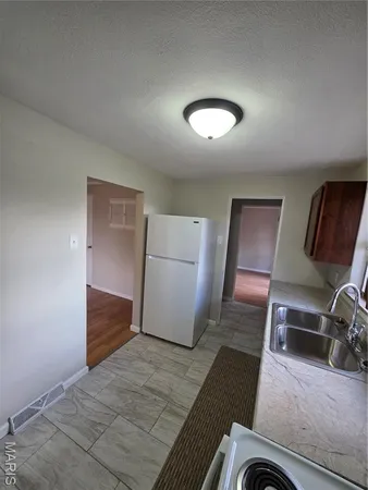 $1,600 | 56 Friendly Drive, Belleville, IL 62226