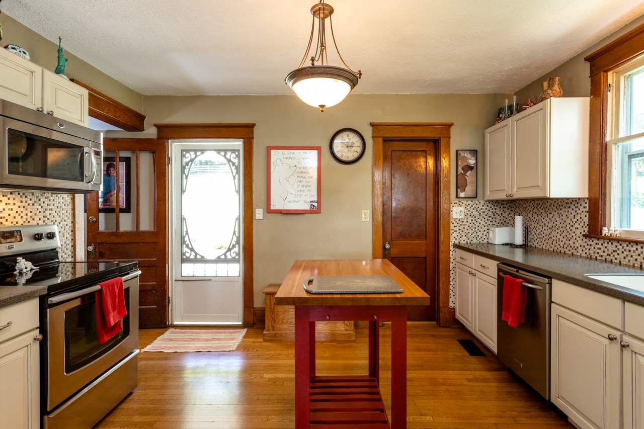 796 Dices Spring Road Weyers Cave, VA 24486 - Photo 4 of 49 Gallery Image 4