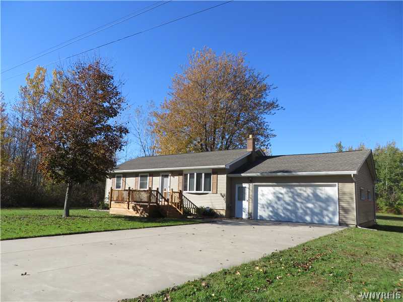2286 McClew Road Newfane, NY 14028 - Photo 1 of 1 Exterior Front. All the "I wants" on your list!