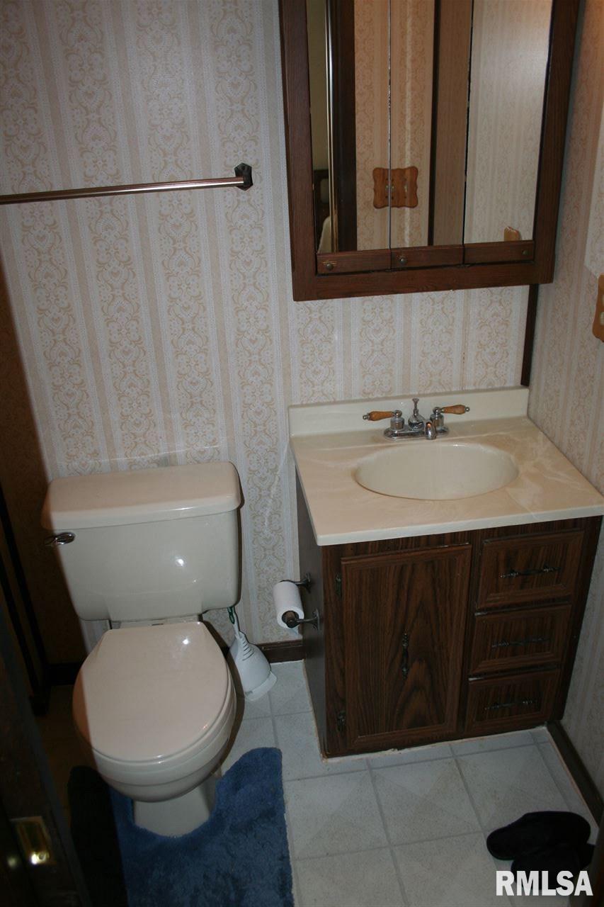 808 Springfield Road East Peoria, IL 61611 - Photo 12 of 25 Gallery Image 12
