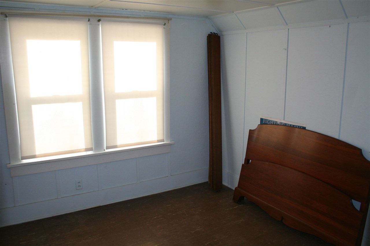 808 Springfield Road East Peoria, IL 61611 - Photo 16 of 25 Gallery Image 16