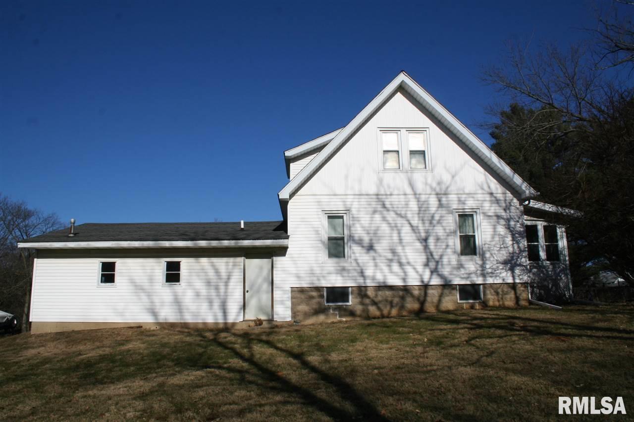 808 Springfield Road East Peoria, IL 61611 - Photo 5 of 25 Gallery Image 5