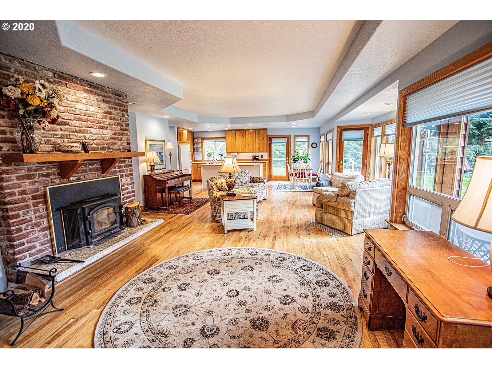 2121 East Loop Road Stevenson, WA 98648 - Photo 5 of 29 Great Room