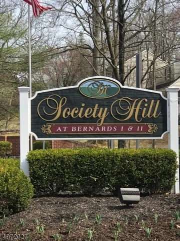 a sign that is on the side of the road