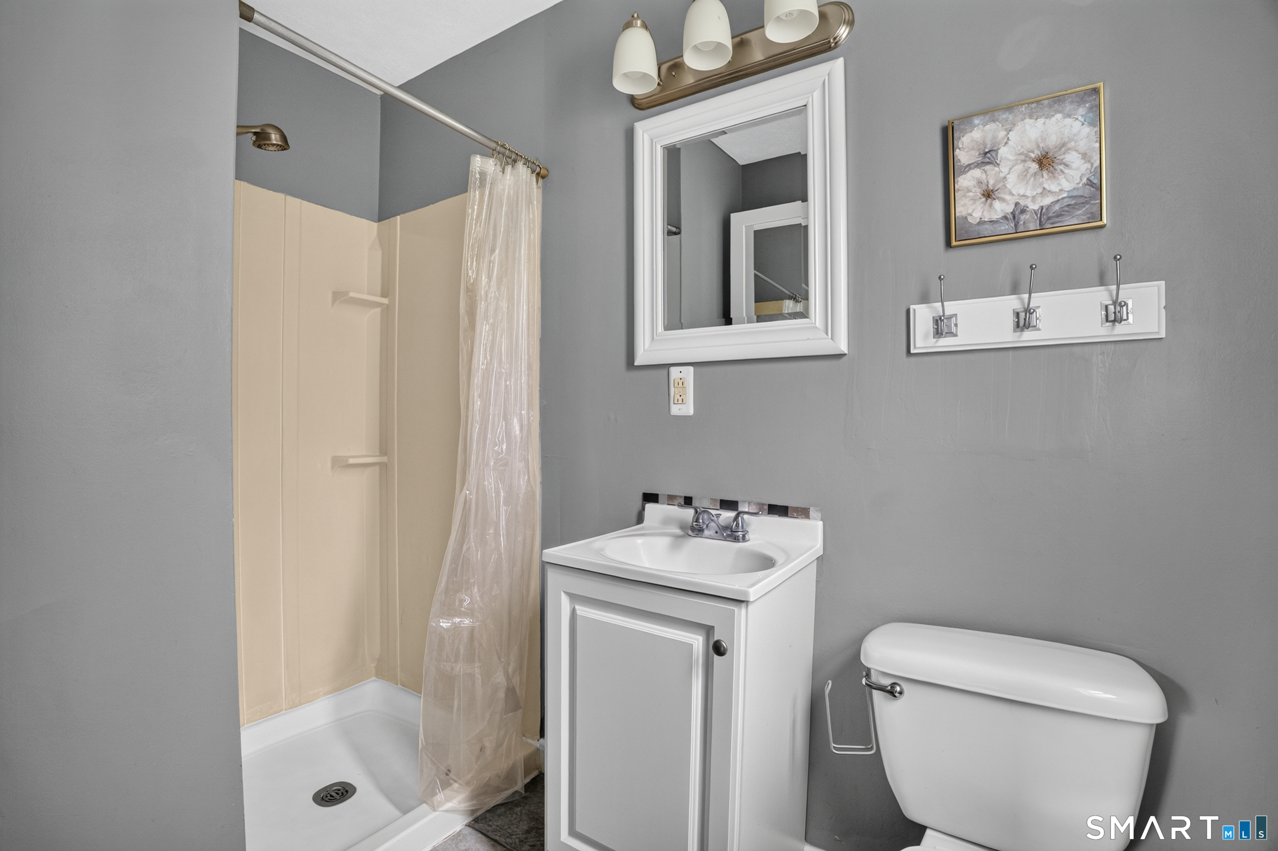 34 Columbia Road Enfield, CT 06082 - Photo 11 of 22 Gallery Image 11