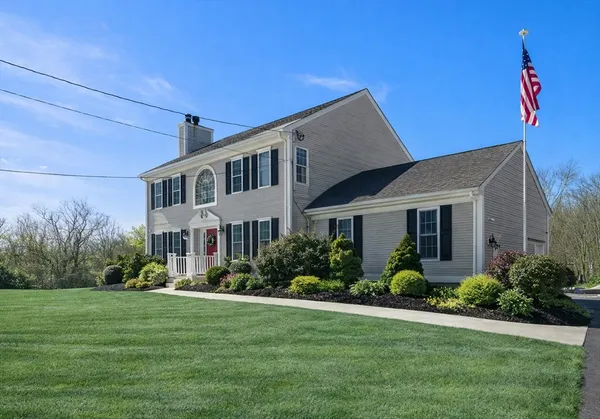 $799,900 | 245 Perryville Road, Rehoboth, MA 02769